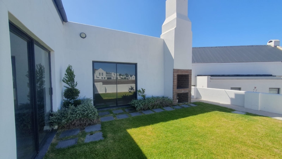 3 Bedroom Property for Sale in Sandpyper Village Western Cape